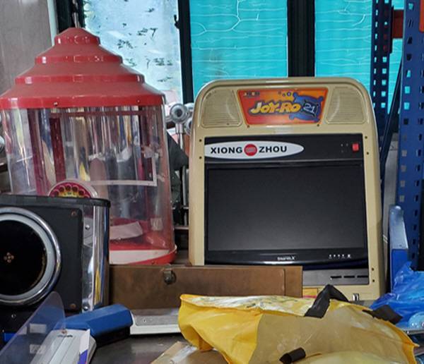 21인치 게임기의 왕으로 군림했던 조이로 21 게임기.. 크으. 추억이다