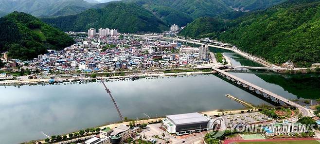 최전방 북한강변 화천군 화천읍 전경 [화천군 제공.재판매 및 DB 금지]