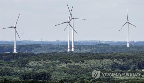 독일 서부 보트로프 외곽 풍력발전기 [AP 연합뉴스 자료사진. 재판매 및 DB 금지]