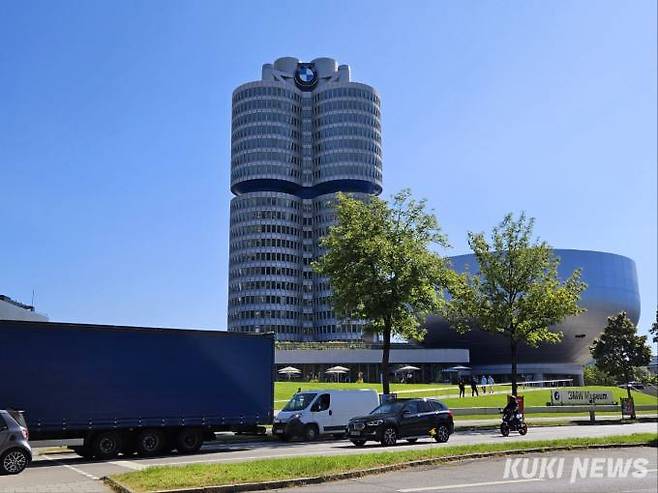 독일 바이에른주 도시 뮌헨의 BMW 본사와 공장. 사진=조은비 기자