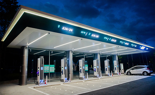 SK signet EV-charging station. [Courtesy of SK signet]