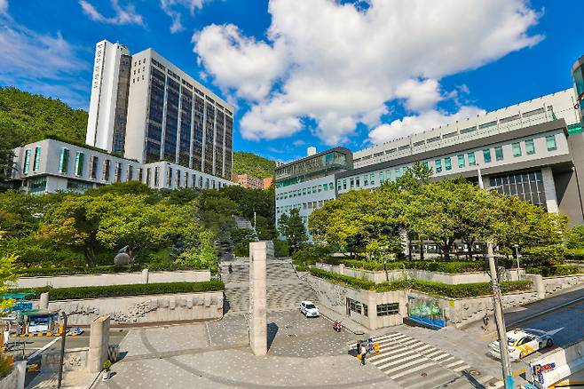 동아대학교 승학캠퍼스 전경. 동아대학교 제공