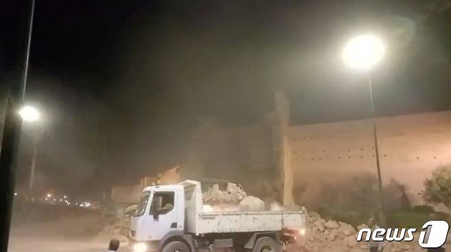 9일(현지시간) 모로코에서 규모 6.8 지진이 발생한 가운데 마라케시의 건물이 붕괴된 모습. 2023.09.09. ⓒ 로이터=뉴스1 ⓒ News1 정윤영 기자