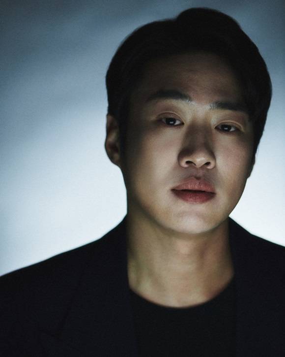 배우 안재홍이 넷플릭스 오리지널 시리즈 '마스크걸' 속 주오남 캐릭터를 완벽하게 구현해내 호평을 받았다. /넷플릭스