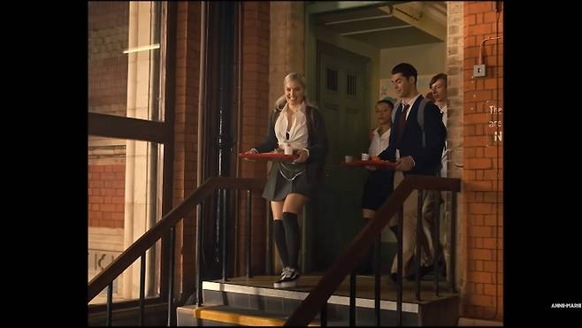 앤 마리 ‘2002’ 뮤직비디오. 사진 | 뮤직비디오 화면 캡처