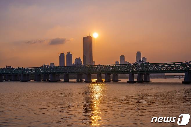 노들섬에서 바라본 노을(서울관광재단 제공)