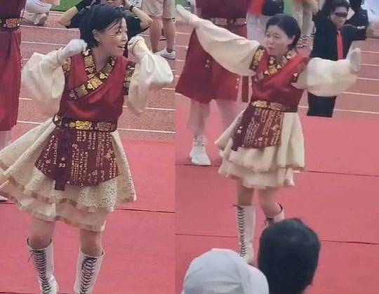 치어리딩을 하고 있는 임은정 검사. 사진=온라인커뮤니티