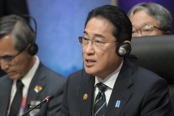 지난 6일 인도네시아에서 열린 동남아시아국가연합(ASEAN) 회담에 참석해 발언을 하고 있는 일본 기시다 후미오 일본 총리. 연합뉴스