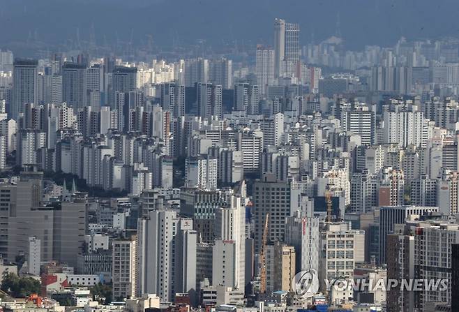 서울 시내 아파트 전경. 본 기사 내용과는 무관. [사진 = 연합뉴스]