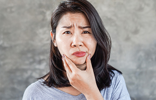 코로나백신을 2차까지 맞지 않고 코로나19에 감염되면 안면마비 발생 위험이 높아진다는 연구 결과가나왔다｜출처: 게티이미지뱅크