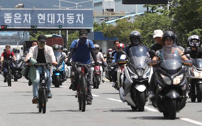 전국금속노조가 총파업에 돌입한 지난 7월 12일 오후 울산시 북구 현대자동차 명촌정문. 사진=연합뉴스