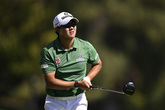 Kim Seong-hyeon plays his shot from the 15th tee during the second round of the Fortinet Championship at Silverado Resort and Spa in Napa, California on Friday.  [GETTY IMAGES]