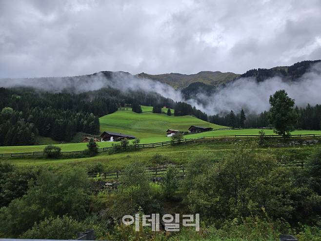 지난달 28일(현지시간)이탈리아 사렌티노 지역 알프스 풍경.(사진=김성진 기자.)