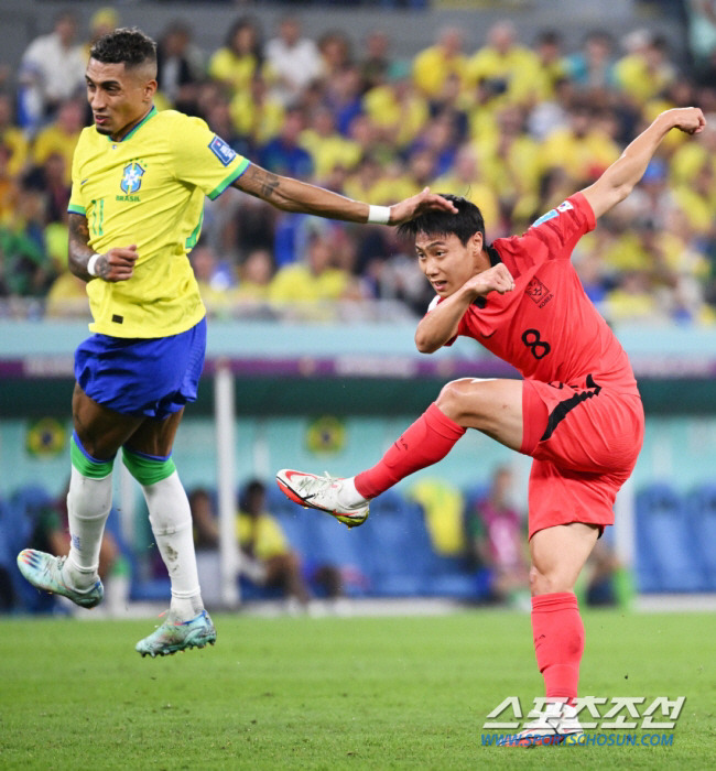 6일 오전(한국시각) 카타르 도하 스타디움974에서 대한민국과 브라질의 16강전이 열렸다. 후반 첫 번째 골을 넣고 있는 백승호. 도하(카타르)=송정헌 기자songs@sportschosun.com/2022.12.06/