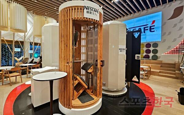 네스카페 하라주쿠 내부의 수면캡슐 ⓒ임현지 기자