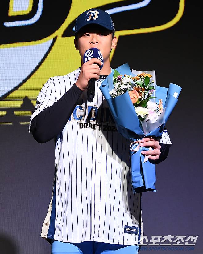 인생 2회차 루키처럼 김휘건은 NC 다이노스 유니폼을 입고 화려한 입담을 뽐냈다. 박재만 기자pjm@sportschosun.com