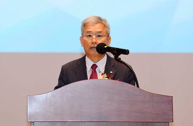 김동철 한전 사장은 20일 취임사를 통해"지금의 절체절명 위기 앞에서 환골탈태해야 한다"고 말했다./한전