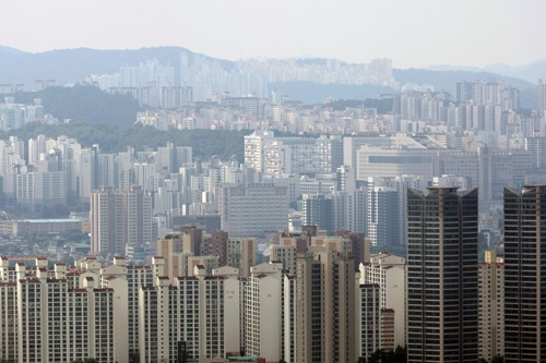 31일 서울 남산에서 바라본 서울의 아파트. 연합뉴스