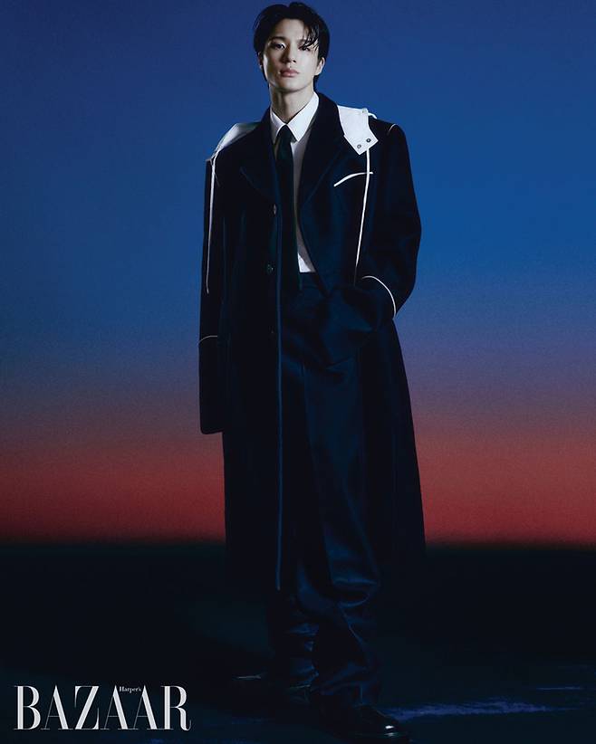 제노. 하퍼스 바자 제공