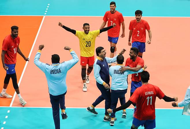 ▲ 환호하는 인도 선수들. ⓒ 연합뉴스