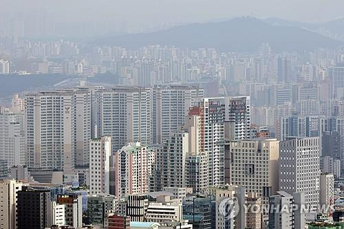 서울 남산에서 바라본 아파트  [김주성 기자 촬영. 연합뉴스 자료사진]