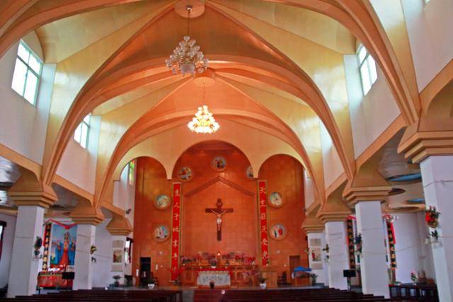 옌징 천주교당 내부. ⓒ최종명