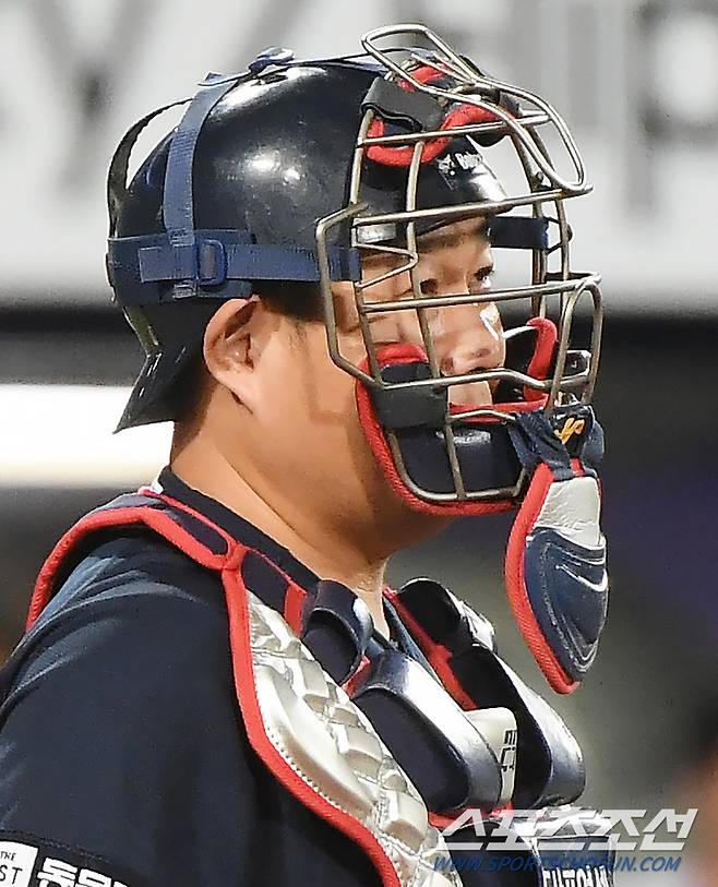 세상을 잃은 듯한 눈빛