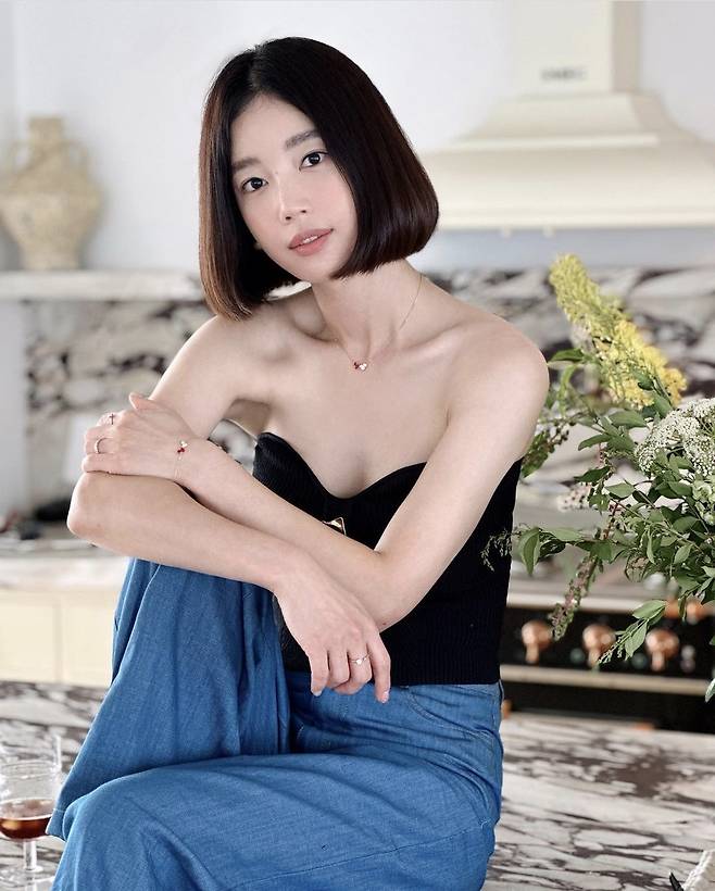 기은세가 결혼 11년 만에 이혼 소식을 전했다.