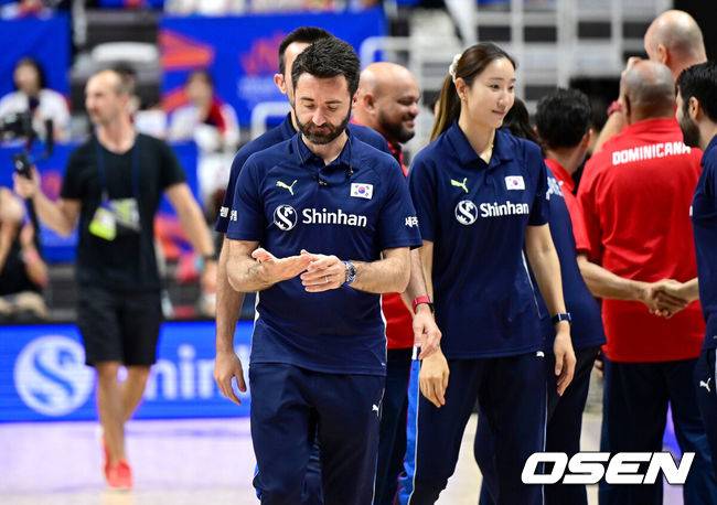 한국 여자배구 대표팀 세사르 에르난데스 감독. /OSEN DB