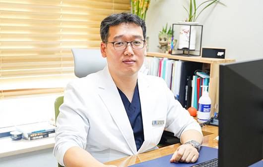 내과 전문의 송영주 원장｜출처: 미사늘편한내과의원