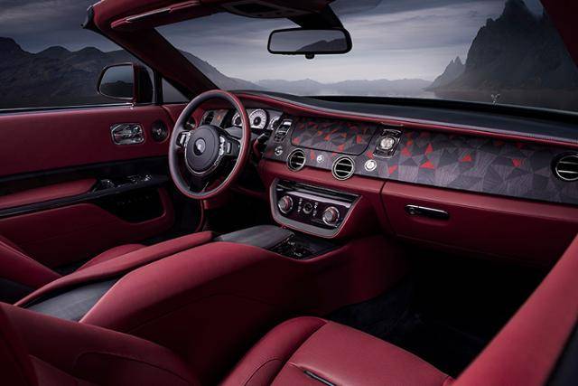 롤스로이스 드롭테일 ‘라 로즈 누아르’