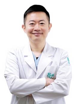 BGN밝은눈안과 롯데타워 송윤중 원장