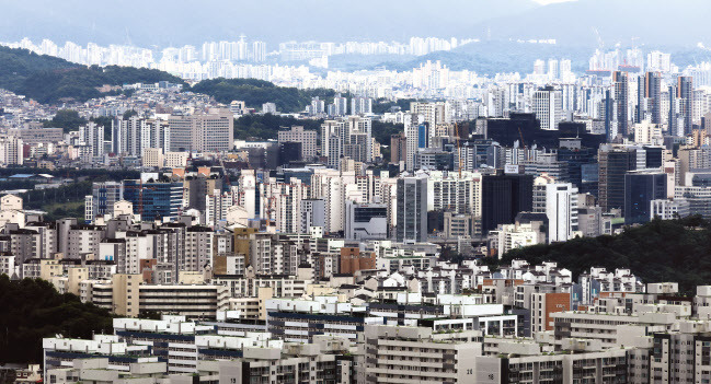 서울 남산에서 바라본 서울 도심 아파트 [연합]