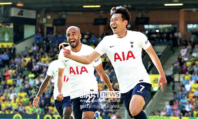 ▲ 2021-22시즌 손흥민은 프리미어리그 23골을 터트리며 아시아 최초 골든부트 영예를 안았다.