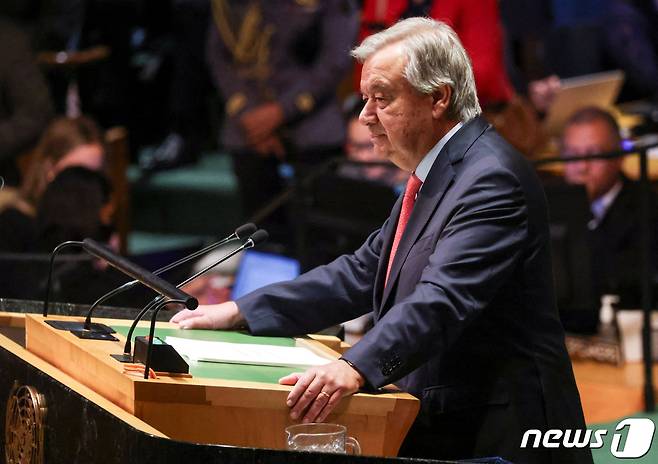 19일(현지시간) 안토니우 구테흐스 유엔 사무총장이 미국 뉴욕 유엔본부에서 열린 제78차 유엔연례총회에서 연설하고 있다. 2023.09.19/ ⓒ 로이터=뉴스1 ⓒ News1 박재하 기자