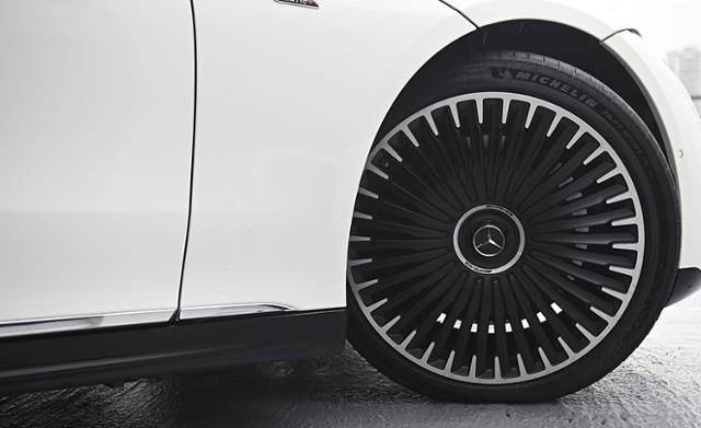 메르세데스-AMG EQS 53 4MATIC+