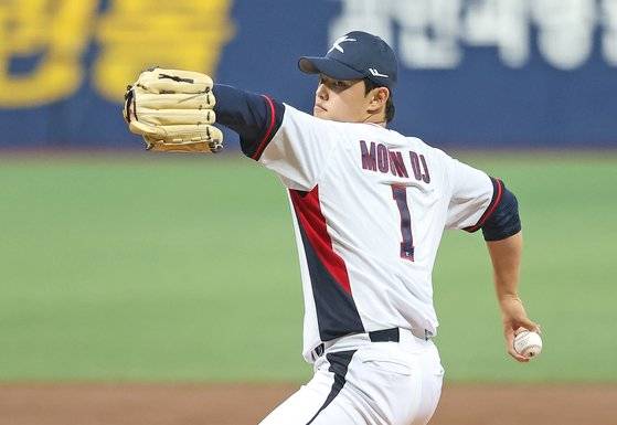 야구국가대표팀 오른손 투수 문동주. 사진 KBO