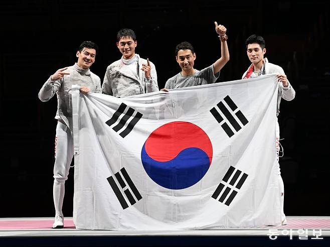 2018년 자카르타-팔렘방 대회에서 아시안게임 2연패에 성공한 뒤 은퇴했던 그는 1년 뒤 대표팀에 복귀해 2021년 도쿄 올림픽에서 ‘어펜저스’ 동생들과 단체전 금메달을 차지했다. 동아일보DB