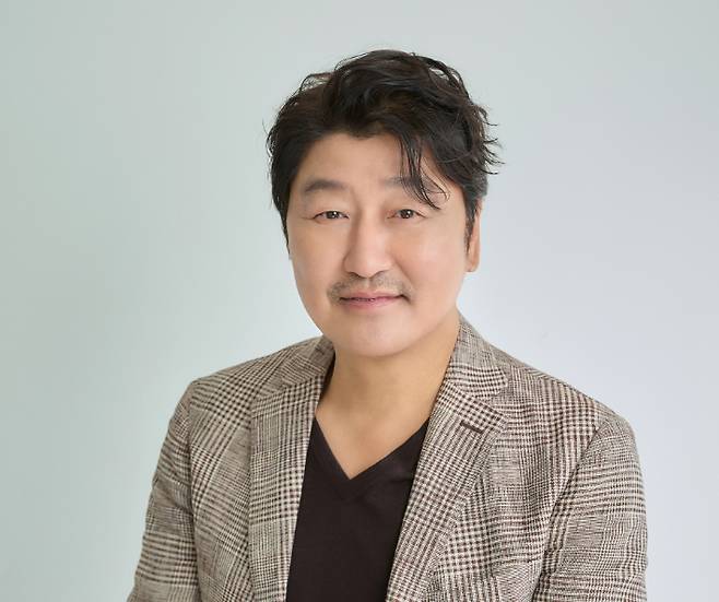 영화 '거미집' 김열 감독 역 배우 송강호. ㈜바른손이앤에이 제공