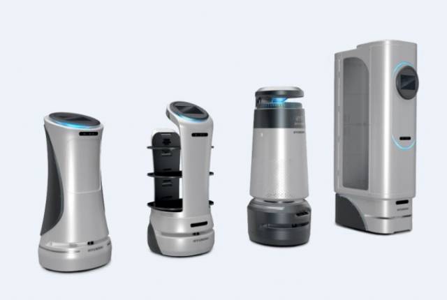 HD현대로보틱스의 서비스로봇 제품.