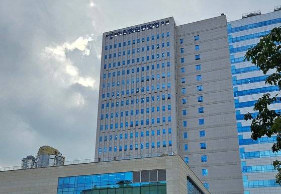 지난달 18일 경기도 수원 영통구 수원지법 201호 법정에서 열린 민주노총 침투간첩단 사건 6차 공판은 방청객 5~6명이 조용히 자리를 지키는 가운데 정숙하게 진행됐다. 김정민 기자