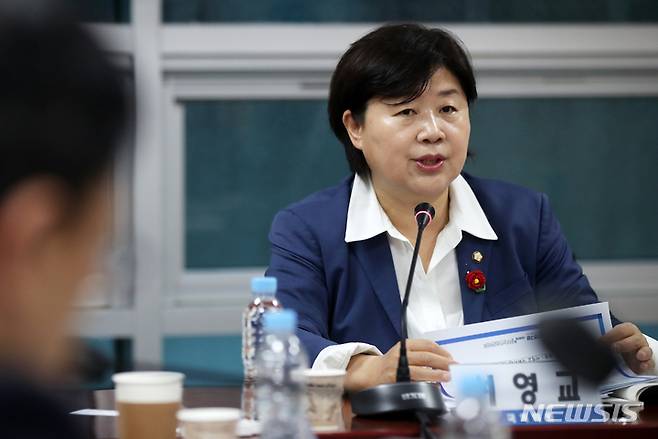 [서울=뉴시스] 고범준 기자 = 서영교 더불어민주당 최고위원. 2023.04.05. bjko@newsis.com