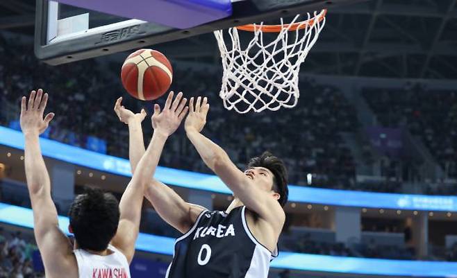 골밑슛을 시도하는 하윤기. 연합뉴스