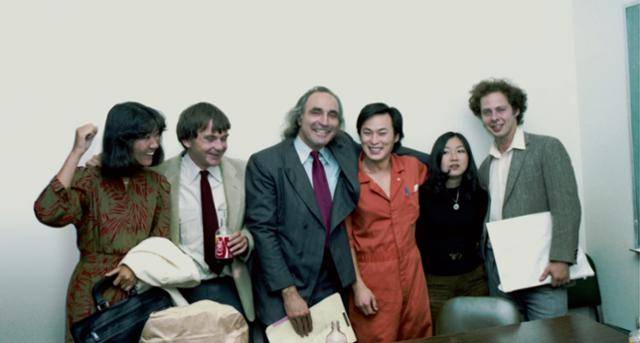 이철수씨는 구명운동에 힘입어 재심을 받게 되고 수감생활 10년 끝에 석방된다. 하지만 그의 이야기는 여기에서 끝이 아니다. 커넥트픽처스 제공