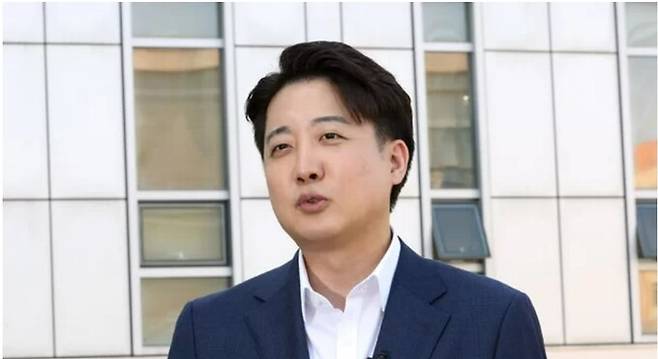 뉴시스