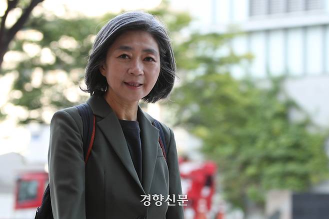 김행 여성가족부 장관 후보자가 4일 서울 종로구 인사청문회 준비 사무실로 출근하고 있다. 성동훈 기자