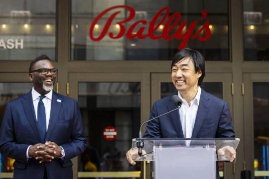 브랜든 존슨 시카고 시장과 김수형 발리스 회장의 모습. 연합뉴스