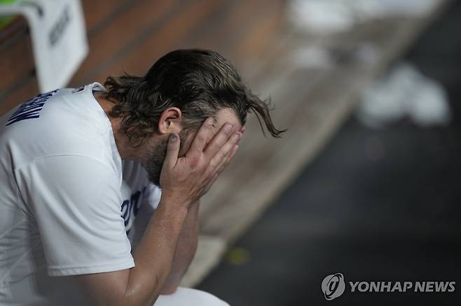 올해도 가을에 고개 숙인 남자 클레이턴 커쇼 [AP=연합뉴스]