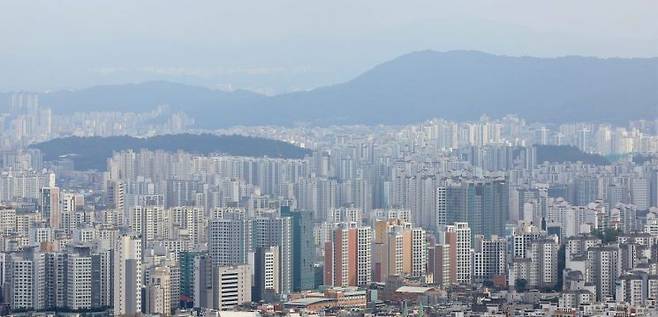 서울 남산에서 내려다본 시내 아파트 모습. / 사진출처=연합뉴스