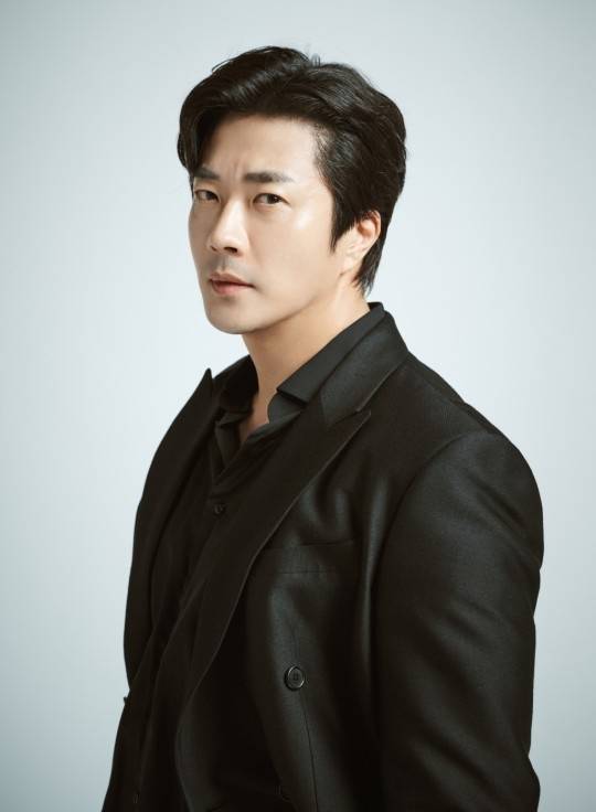 한강경찰대 ‘한두진’ 역을 연기한 권상우. 사진ㅣ윌트디즈니컴퍼니코리아
